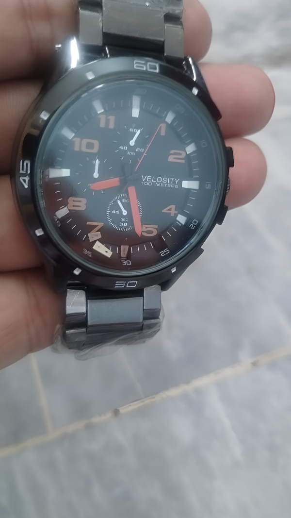 Stainless Steel Men’s Watch – Waterproof, Sporty Design With Box