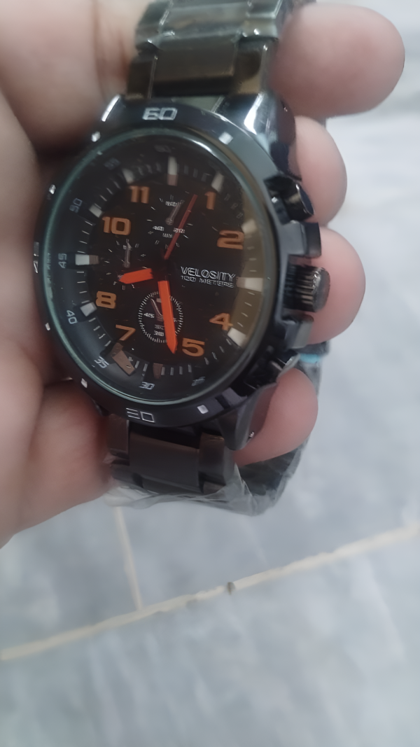Stainless Steel Men’s Watch – Waterproof, Sporty Design With Box